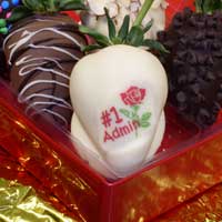 #1 Admin Gourmet Topping Chocolate Covered Strawberry Gift Box