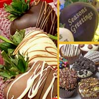 Seasons Greetings Chocolate Covered Strawberries and Cupcakes 