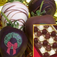 Festive Wreath Raspberries & Hand Dipped Chocolate Covered Strawberries  Delivered