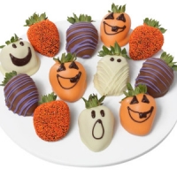 Decorated Halloween chocolate covered strawberries