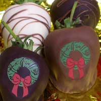 Festive Wreath Delivered Chocolate Covered Strawberries